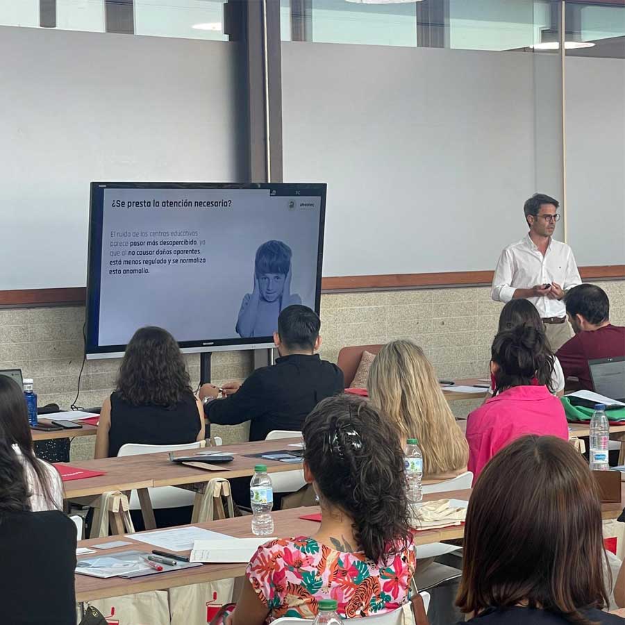 Masterclass de diseño de espacios educativos en el MATCOAM