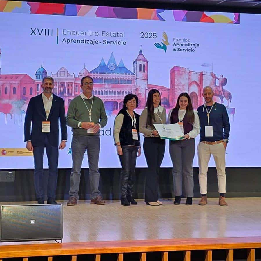 Nuestro compromiso con la educación: impulsando el cambio en las aulas